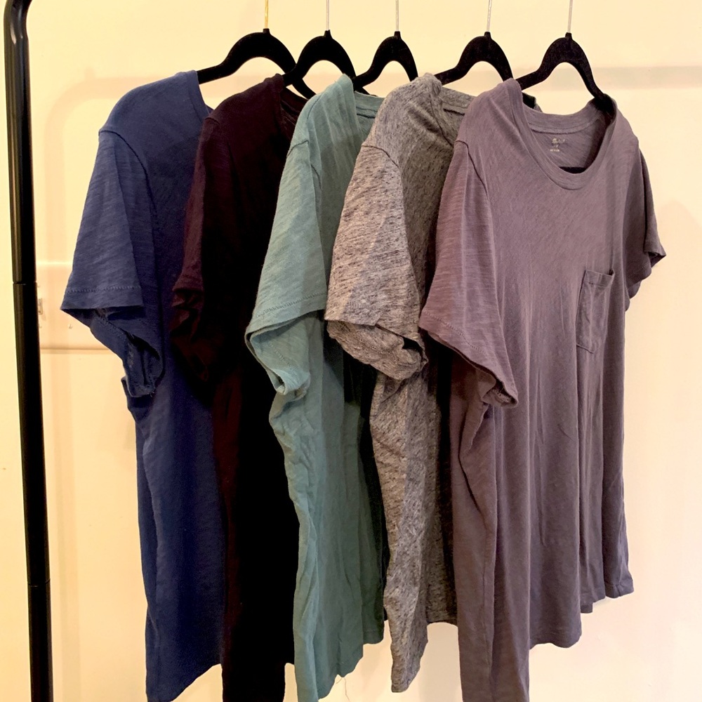 madewell pocket tee!